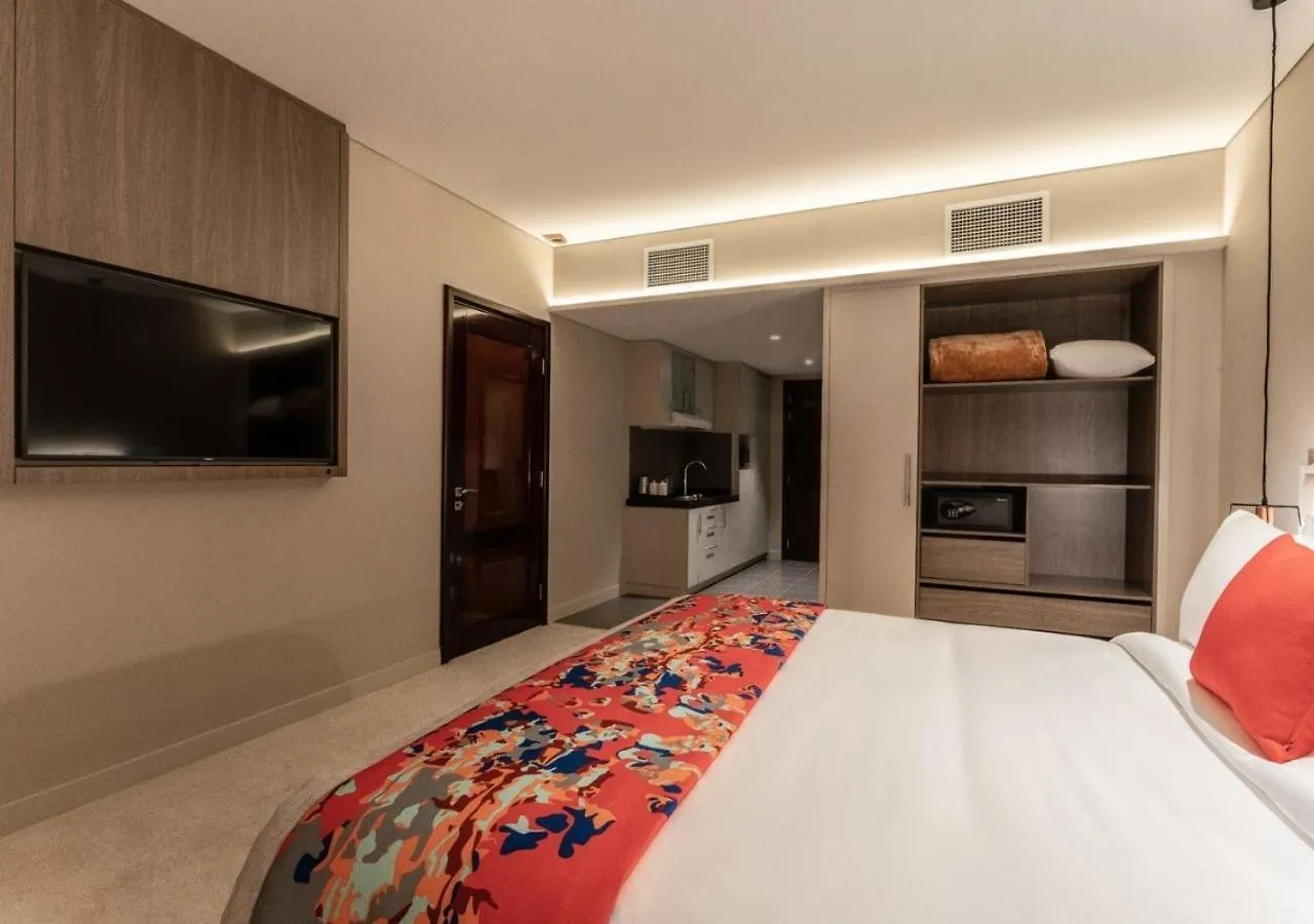 Leva Hotel And Suites, Opposite Downtown Dubai