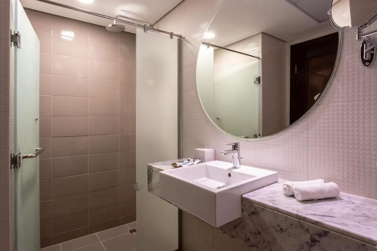 Leva Hotel And Suites, Opposite Downtown Dubaj