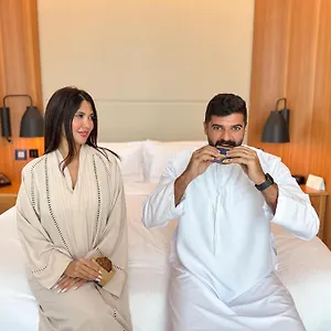 Otel Doubletree By Hilton - Business Bay, Dubai